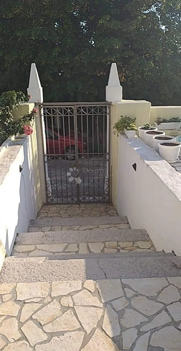 primorska kuća sa bazenom blizu mora - slika 3