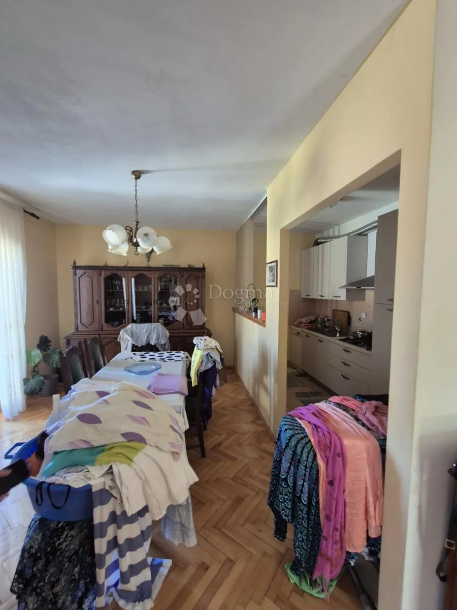 prostrana apartmanska kuća sa panoramskim pogledom na more - slika 19