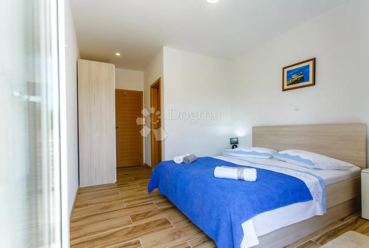 samo u dogmi! hvar, 10m od plaže, prekrasna kuća sa 4 apartmana - slika 29