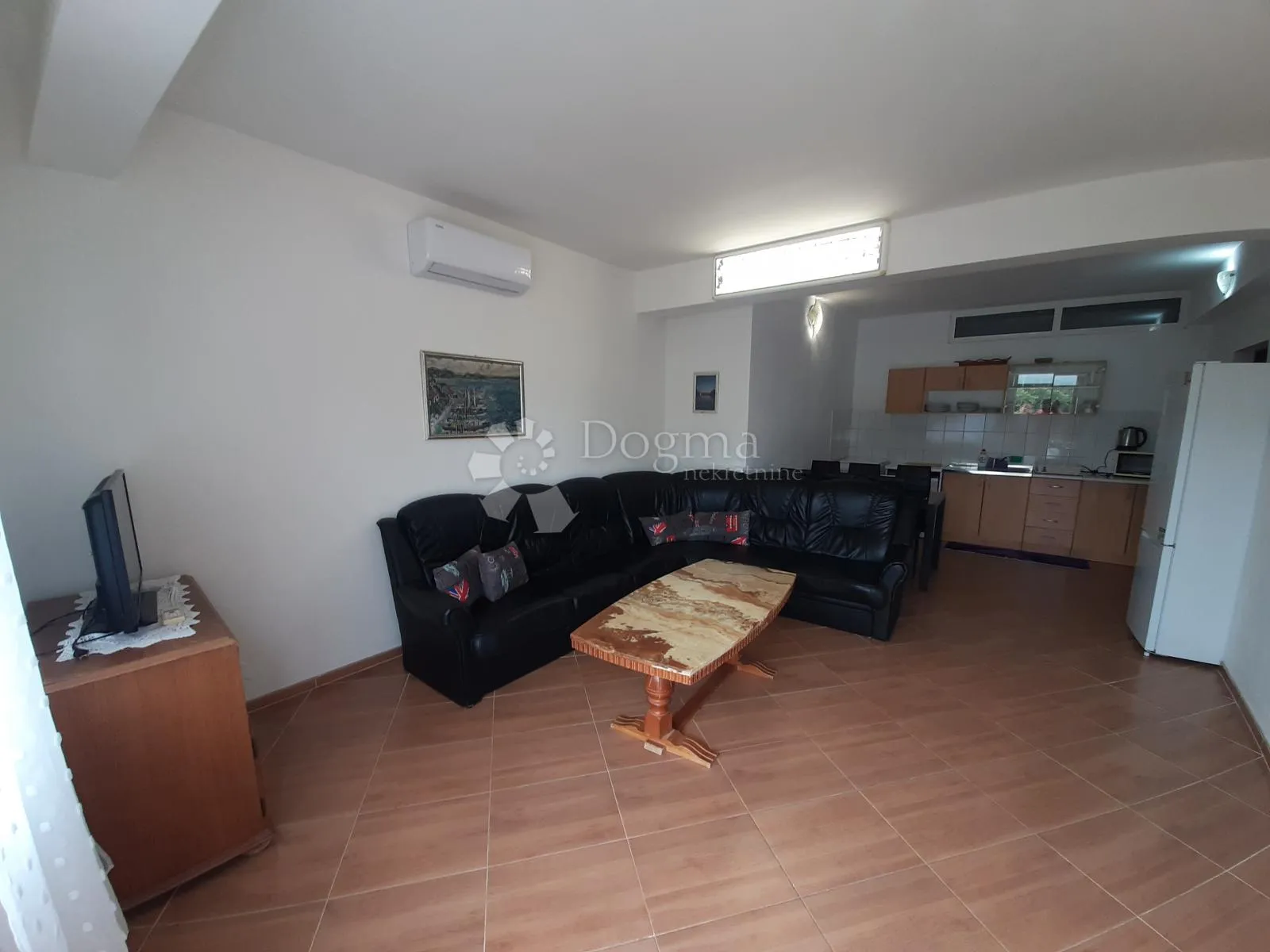 kuća 142m2 sa 2 apartmana, 100m od mora - sunčana rogoznica - slika 13