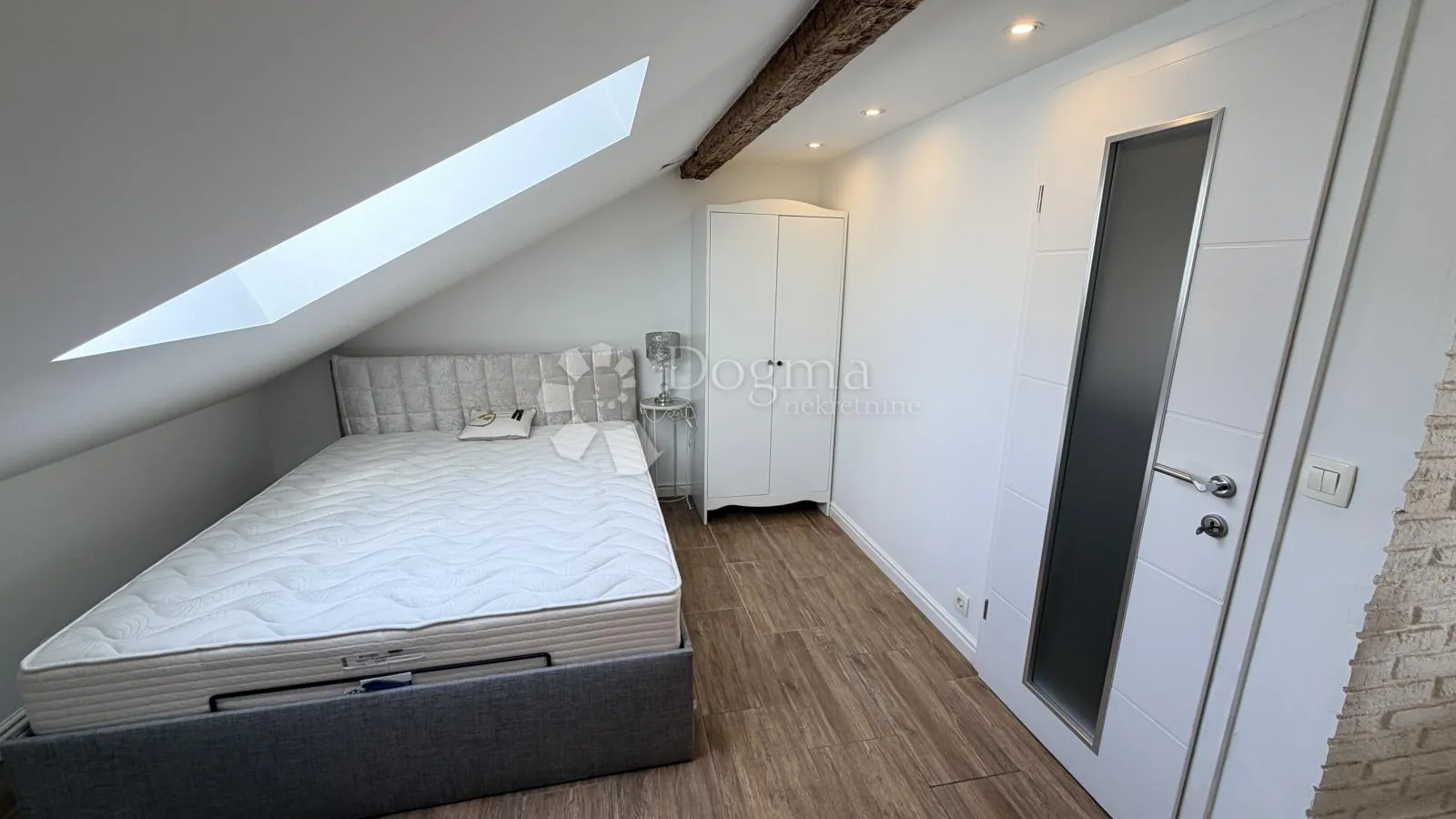 gračani, najam moderne vile s bazenom – 250 m² luksuza. - slika 37
