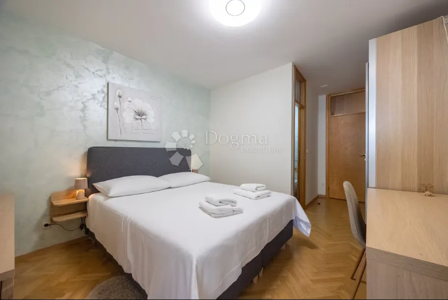 split, bačvice | 4-soban stan s velikom loggiom i jacuzzijem - slika 11