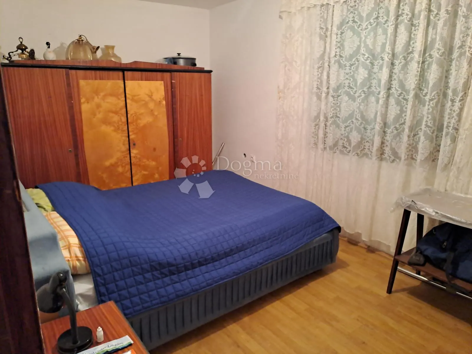 povoljna viksa na vrhu brda - slika 11