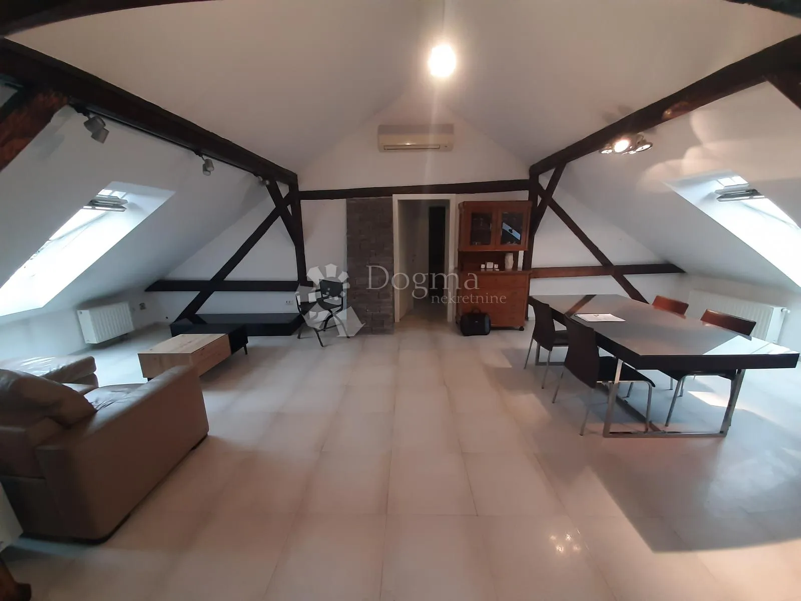 unikatni 4s penthouse od 100m2 i terasom od 10m2 – kvatrić - slika 13