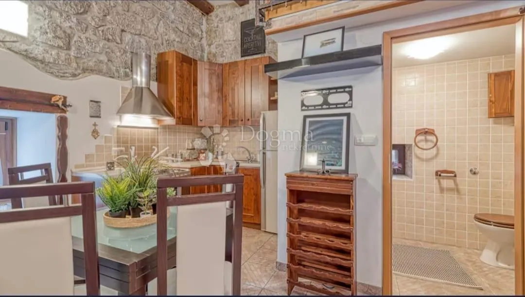 stan sa dva apartmana u matuljima - slika 21