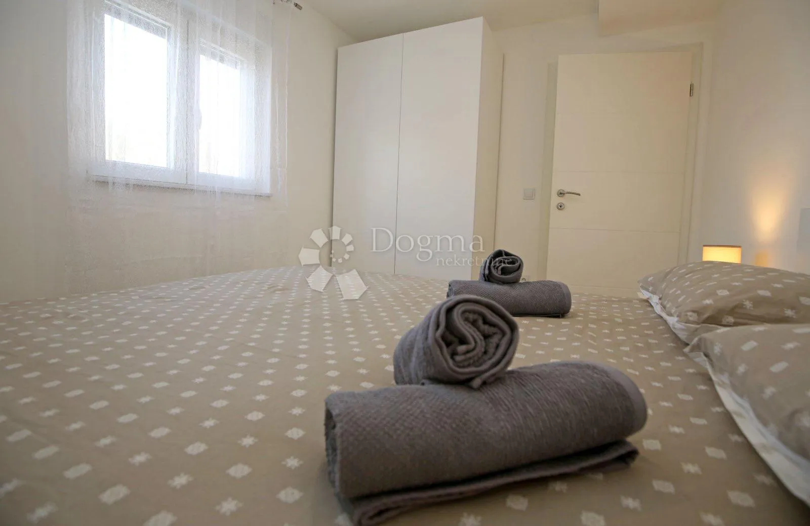 ekskluziv apartman zablaće prvi red do mora luksuz prilika - slika 20
