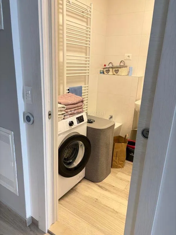 prodaje se moderno uređen jednosobni stan s8 na prizemlju – duilovo, split - slika 7
