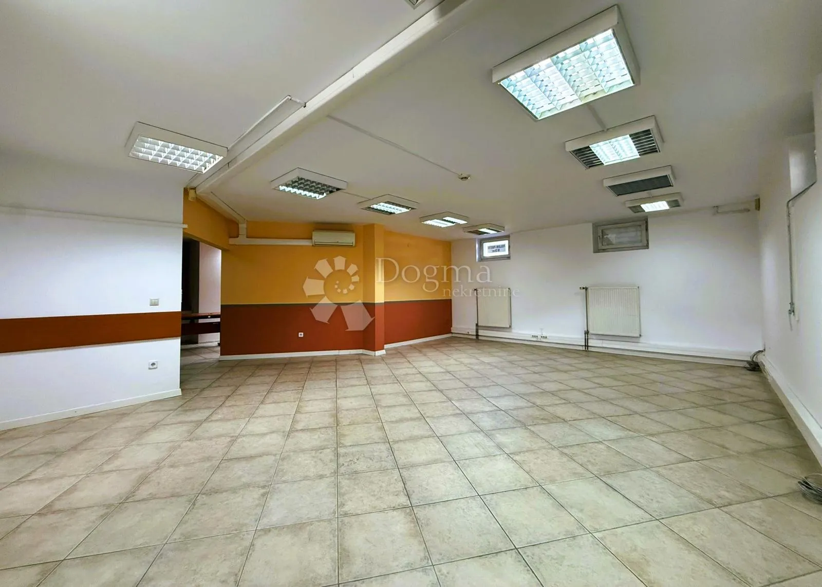 poslovni prostor 93 m² za ordinaciju ili ured - slika 3