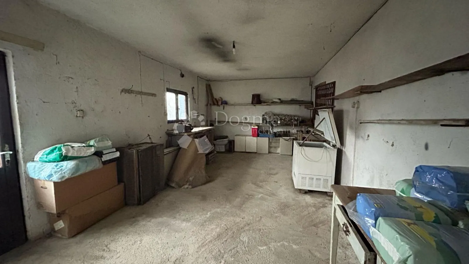kuća za renovaciju s terasom s koje nećete željeti otići! - slika 28