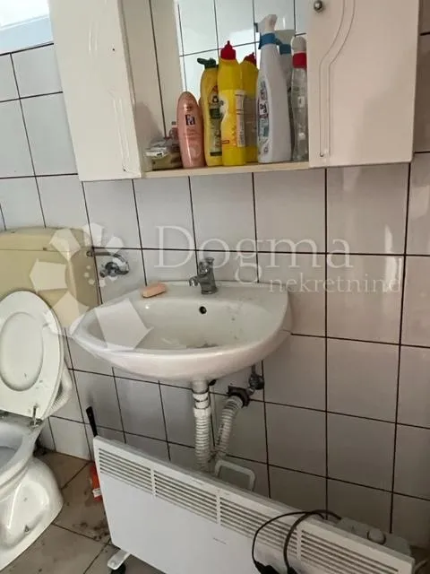 etaža u neposrednoj blizini riječkog kampusa - slika 22