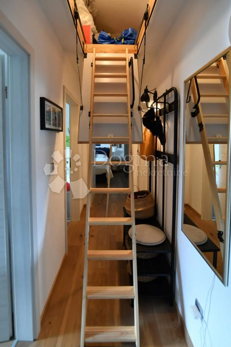 luksuzni penthouse s pogledom na more - slika 16