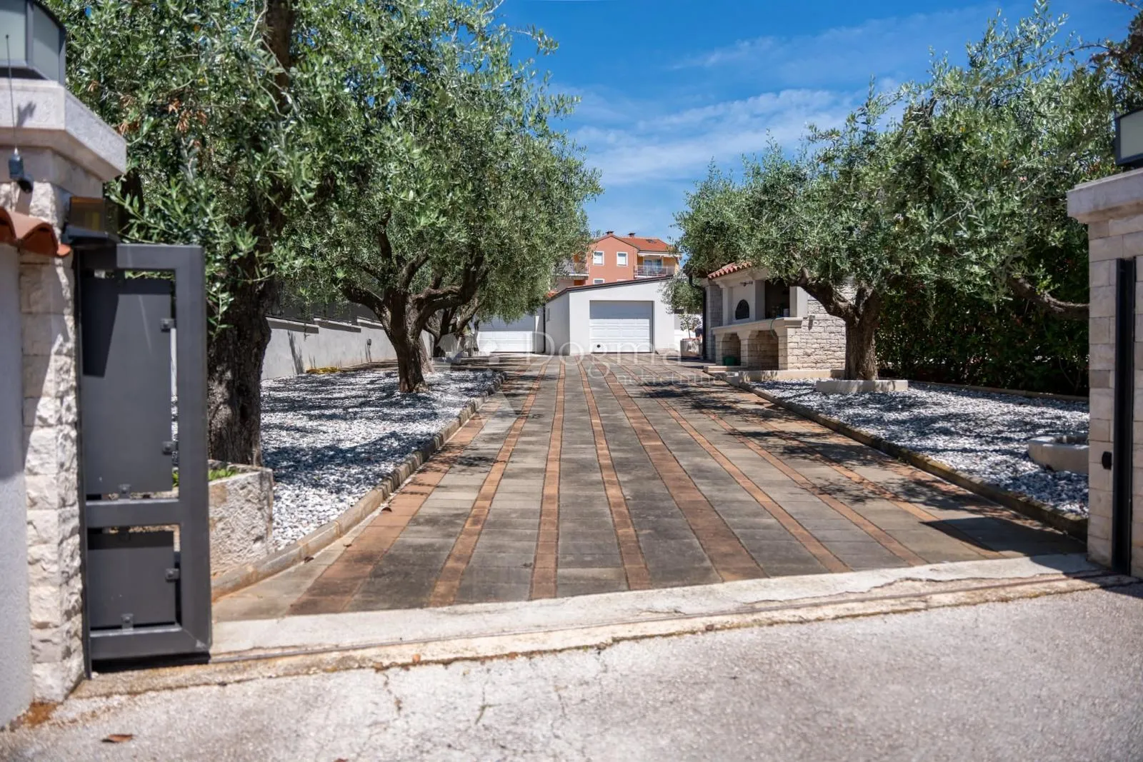 prelijepa kuća s pogledom na more novigrad - slika 6