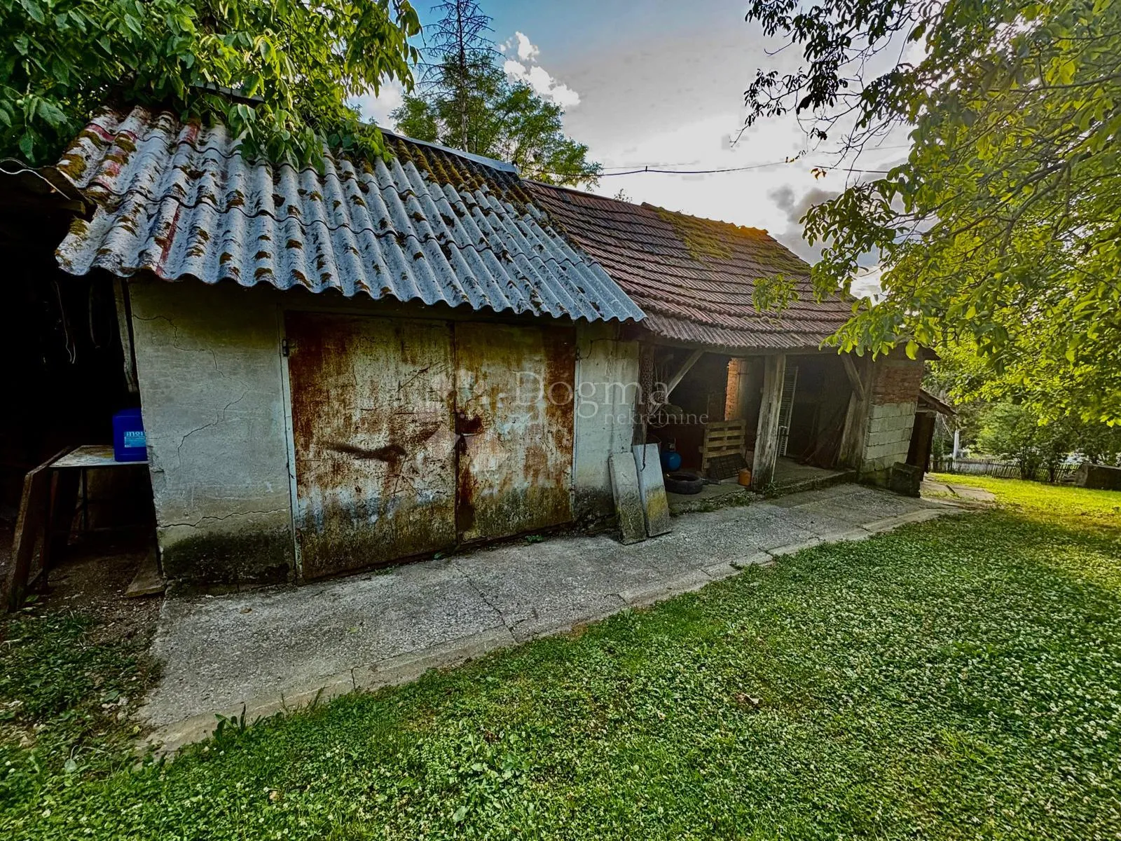 investicijsko imanje s pogledom na dolinu sutle - slika 20