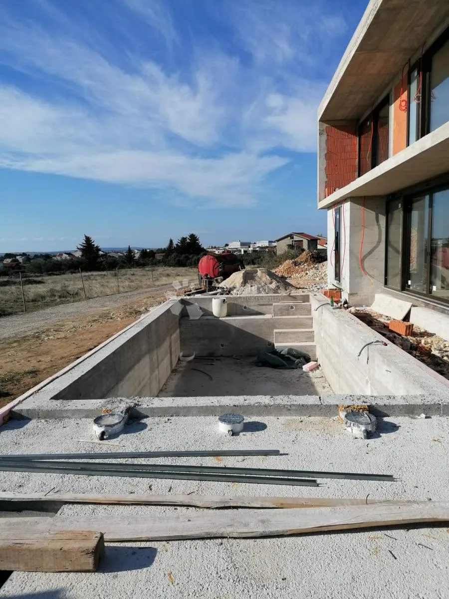 vrhunska vila s bazenom i pogledom na more - vrsi - slika 6