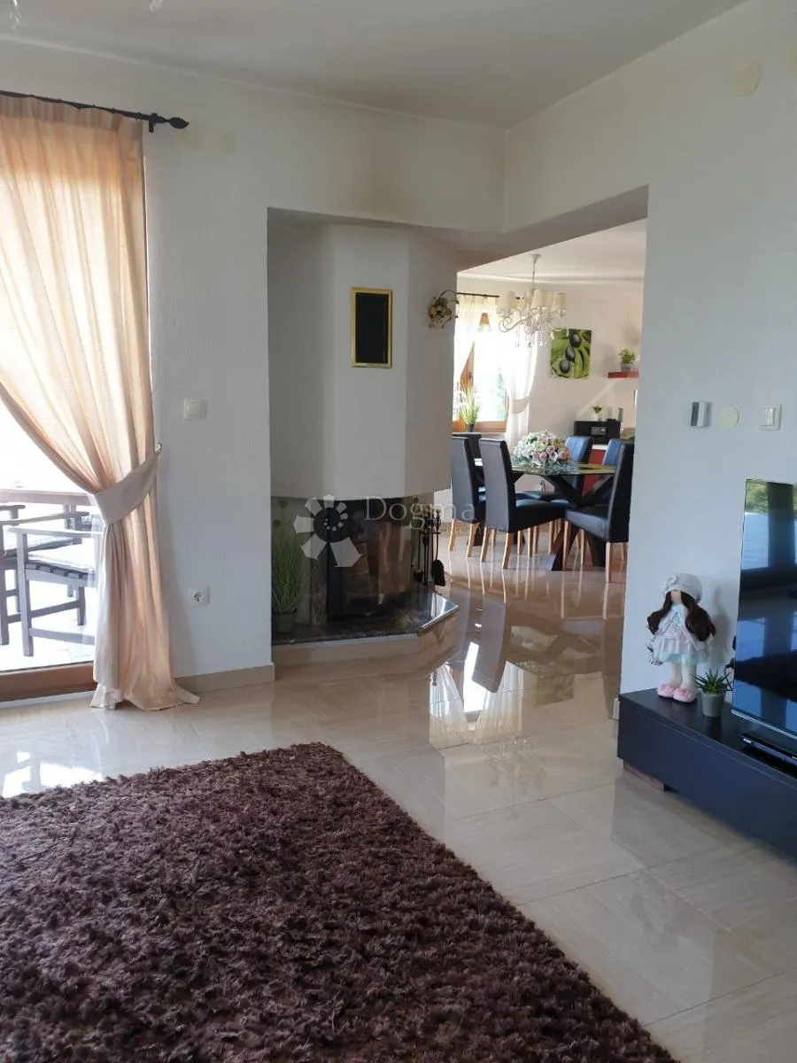 obiteljska kuća, ičići-poljane 280m2 - slika 14