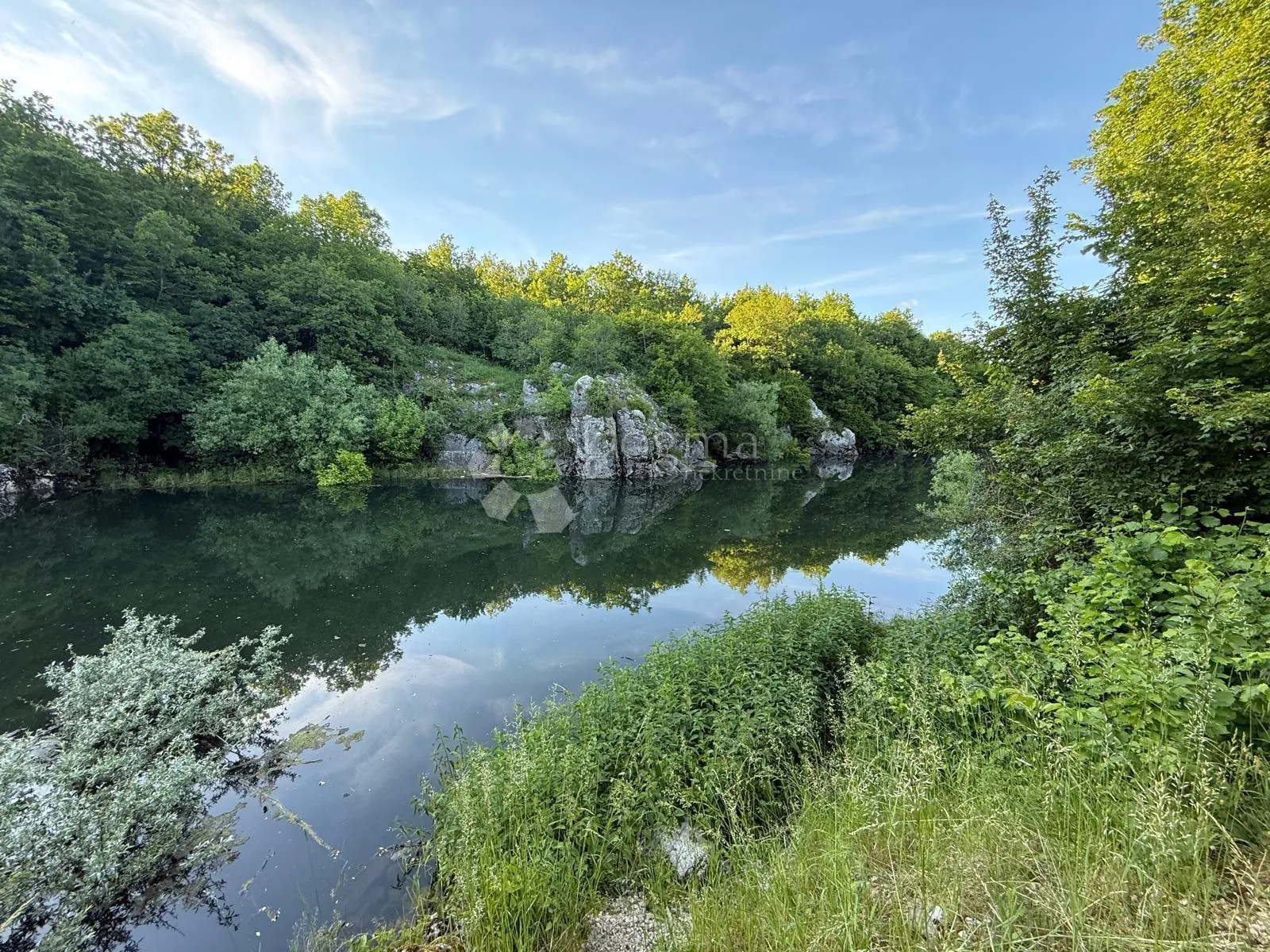 građevinska parcela priroda rijeka mir centar - slika 7