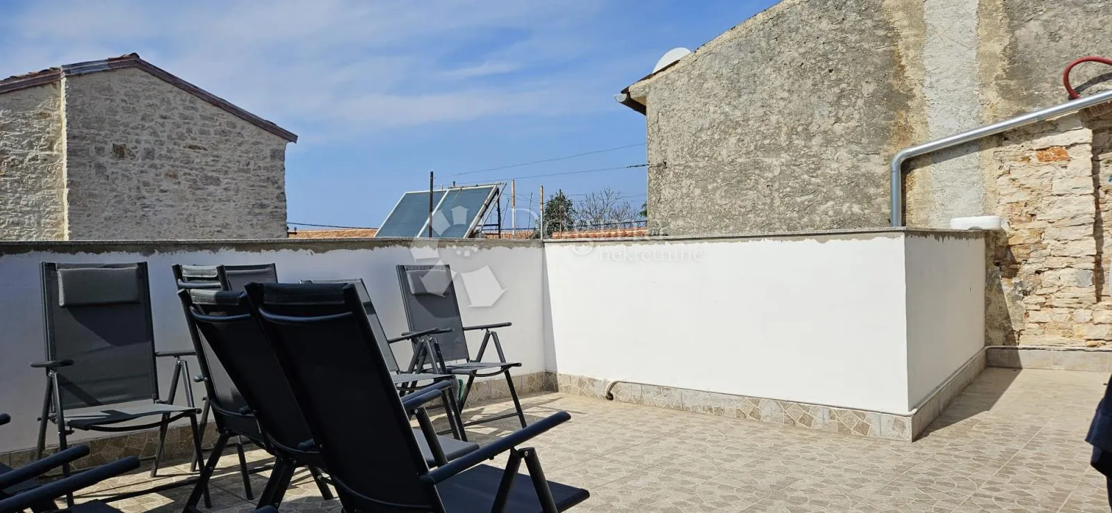 atraktivna kuća sa 4 spavaće sobe - slika 39