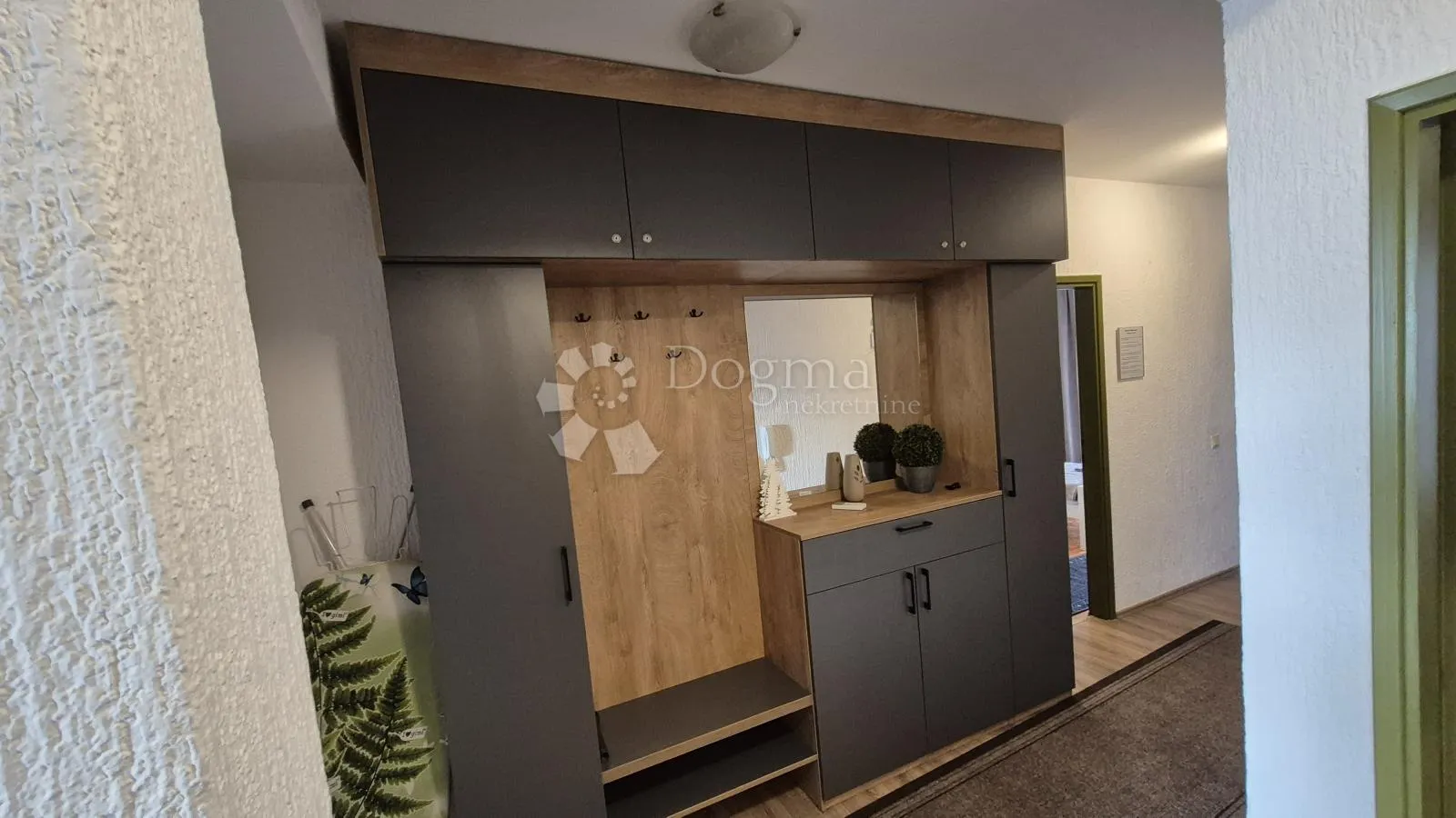2 stana jedna investicija samo 500 m od mora - slika 30