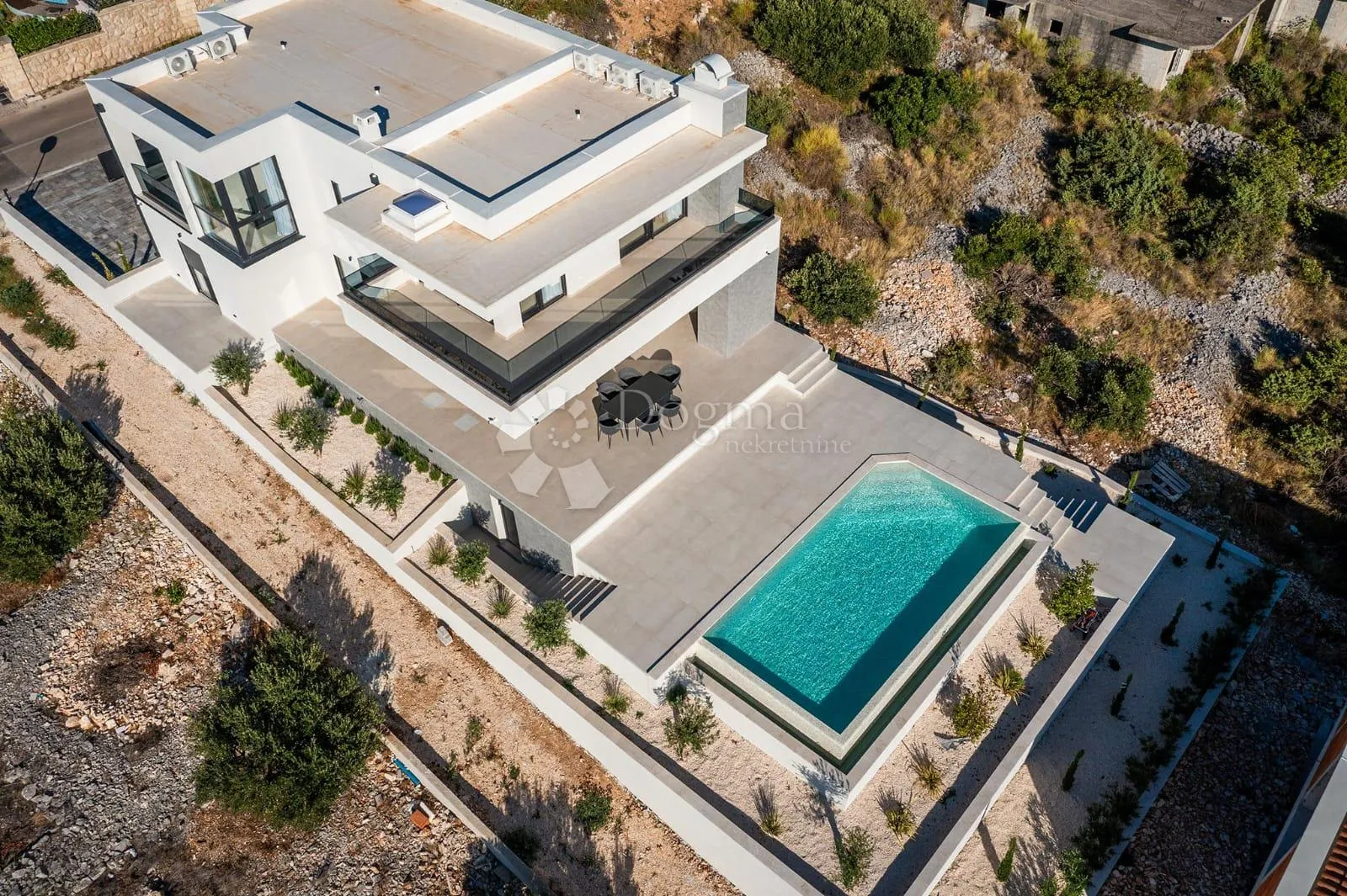 primošten - top villa s bazenom i pogledom na primošten - slika 2