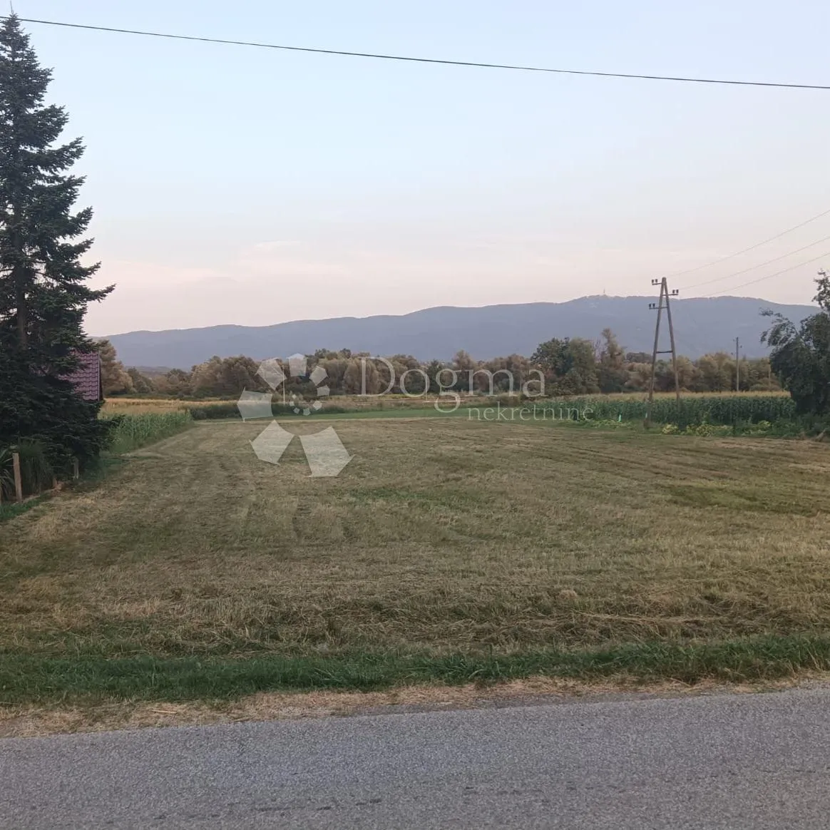 građevinsko zemljište od 4431m² u velikom trgovišću - slika 7