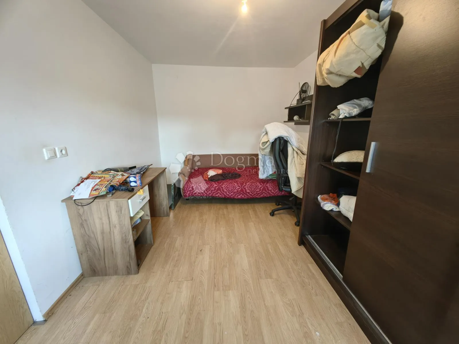 vrhunska prilika - kuća u nuštru - slika 12