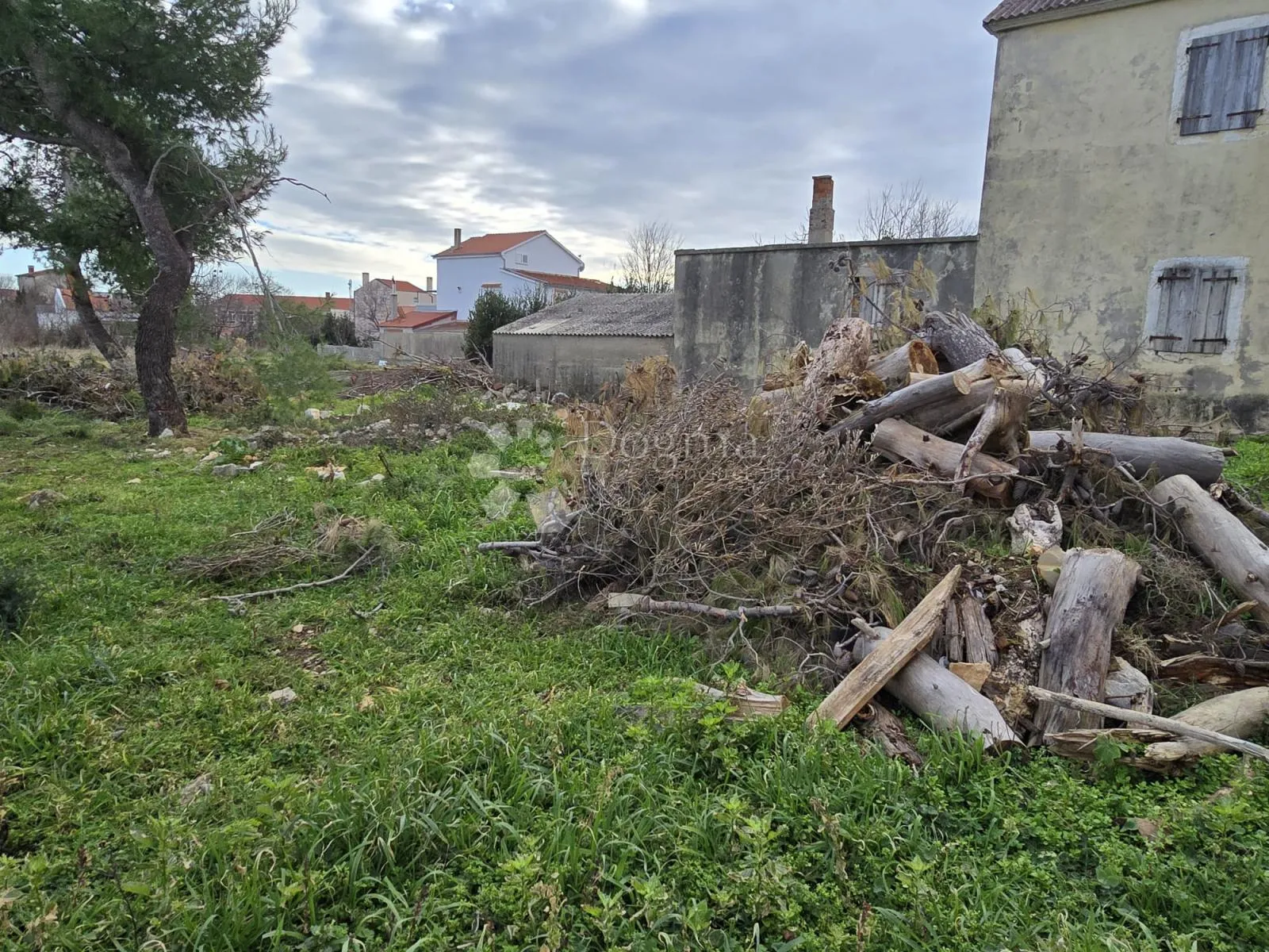 građevinsko zemljište u privlaci – top lokacija za gradnju! - slika 3