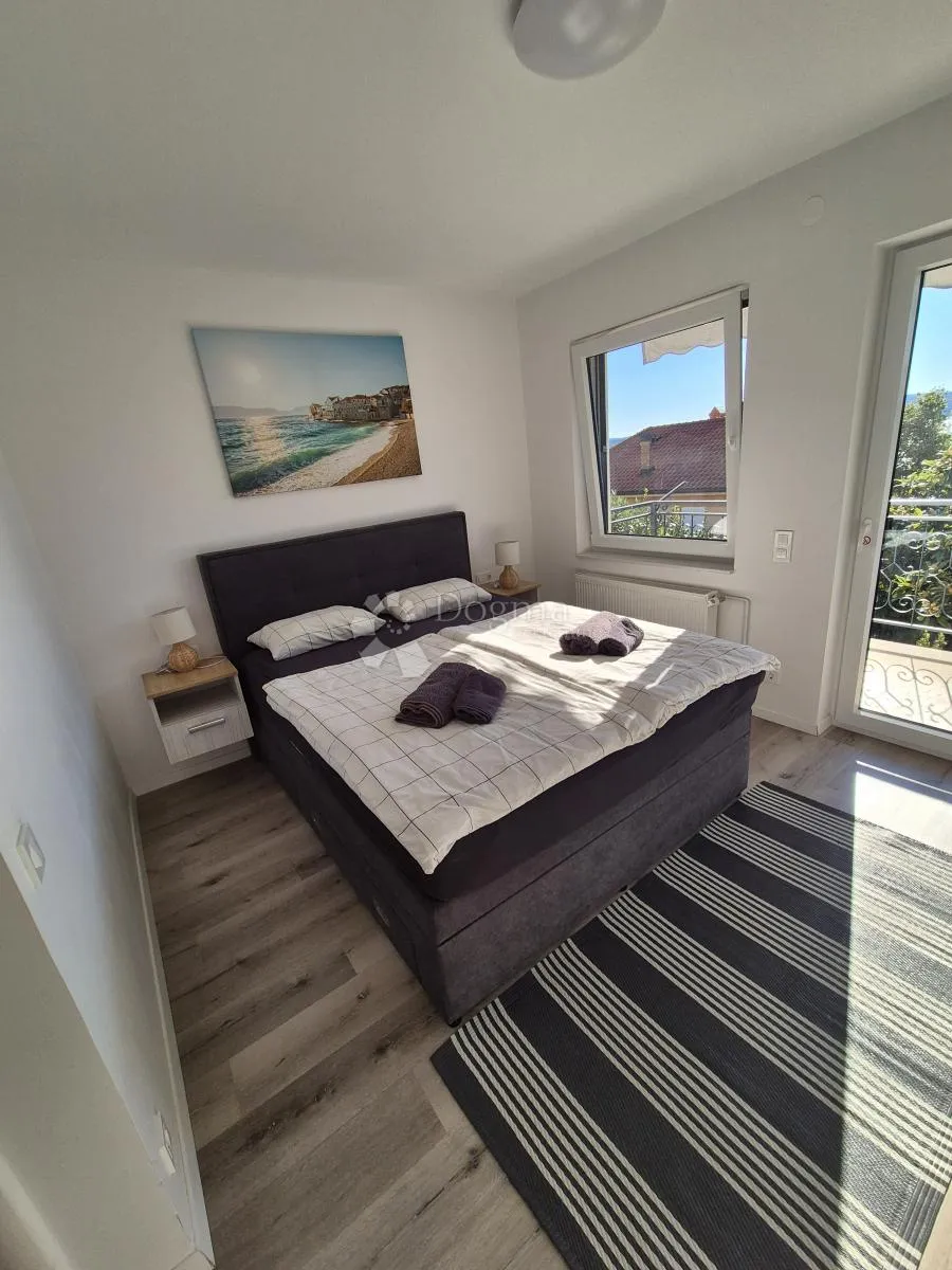 višestanbena kuća s 11 apartmana - slika 28
