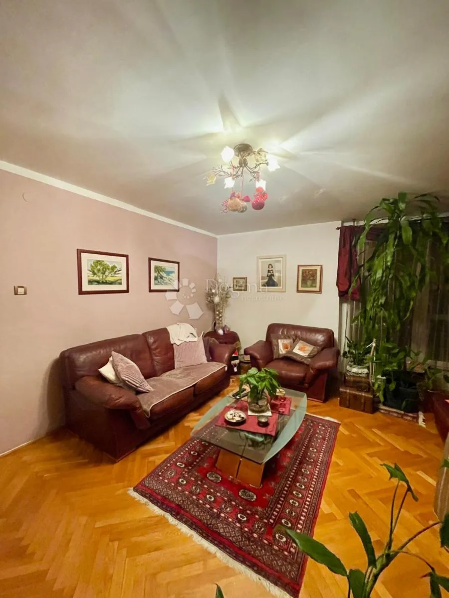 prilika, rijeka, kozala, 3s+db, - slika 1