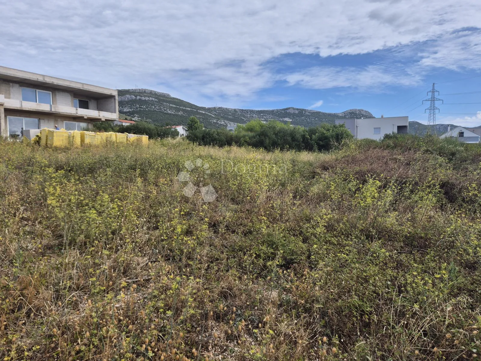 zemljište 2200m2 sa kućom 423m2 - slika 8