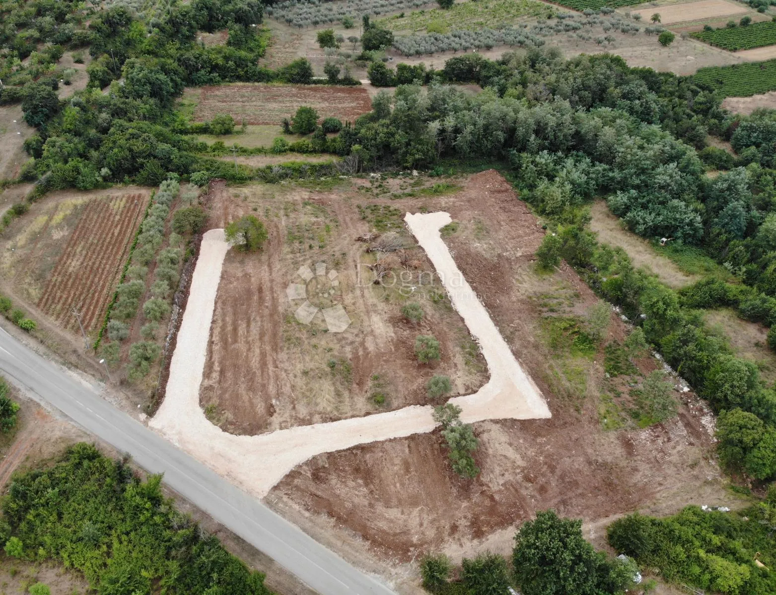 brtonigla, atraktivno građevinsko zemljište u mirnom mjestu - slika 4