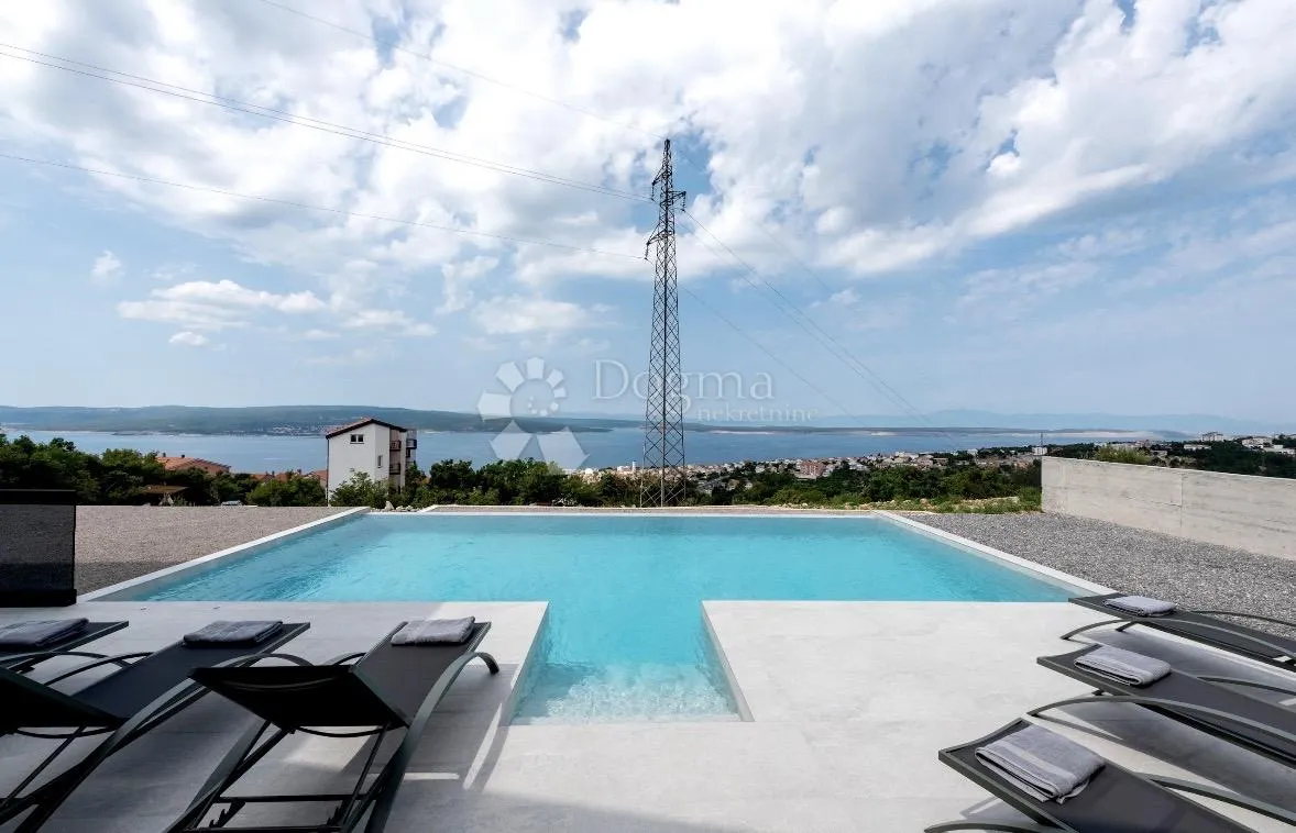 ekskluzivna vila sa trajnim pogledom na more - crikvenica - slika 35