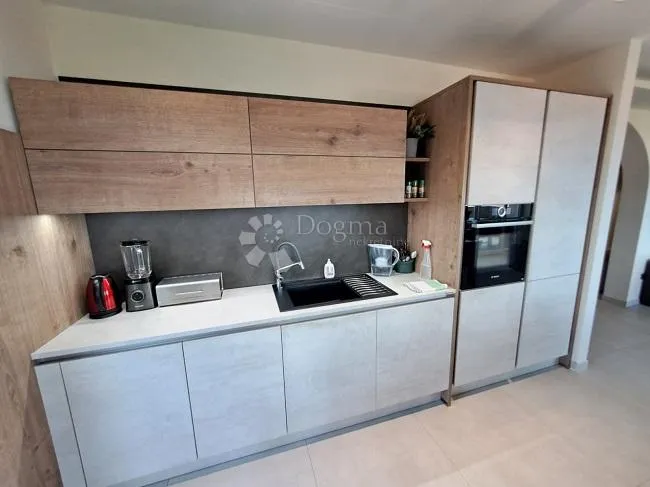 rijeka, hosti, panoramski pogled i 200 m² savršenog doma - slika 5