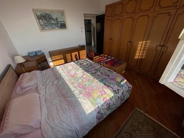 kantrida -350m2,p+1+2 ,p.prostor 40m2,okućnice 750m2 - slika 7