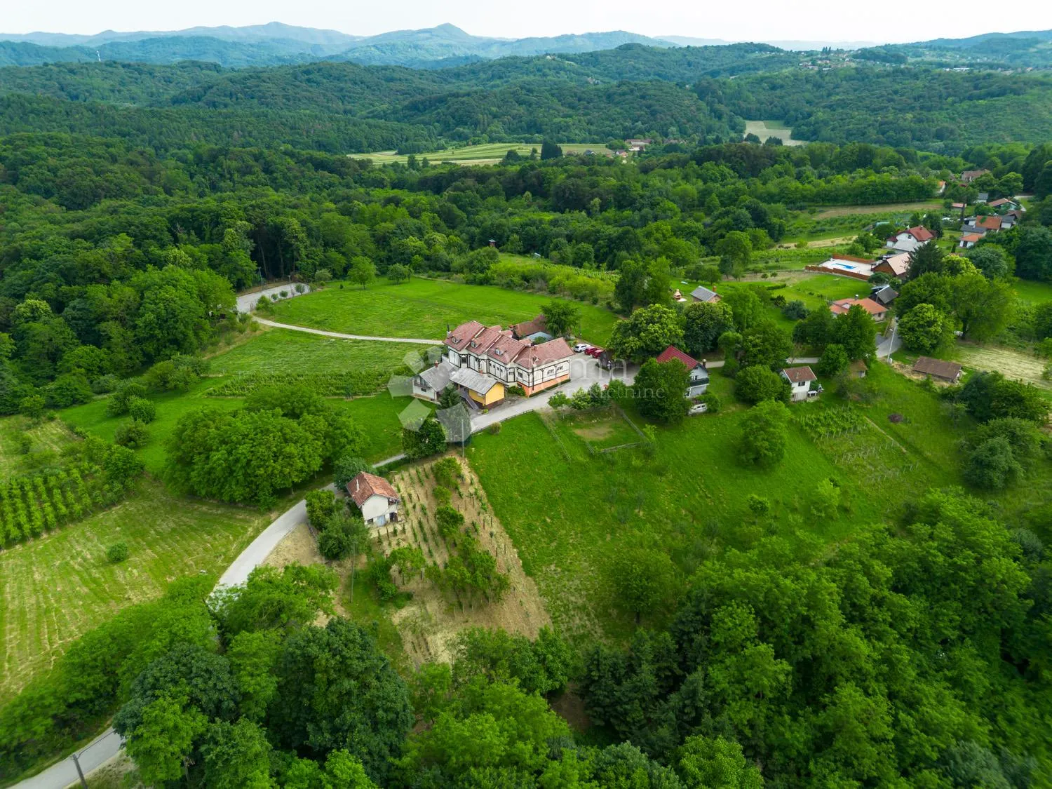 "gdje tradicija susreće priliku – imanje s dušom i pričom" - slika 6