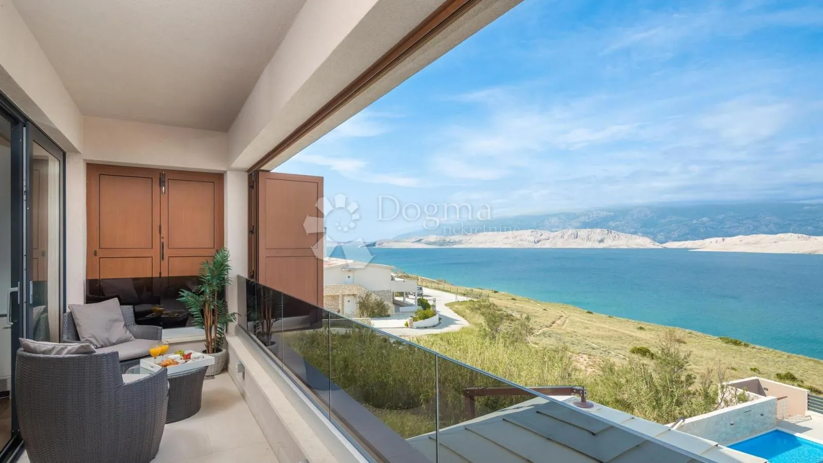 luksuzna villa na pagu - 150m od mora | visok prihod od najma - slika 21