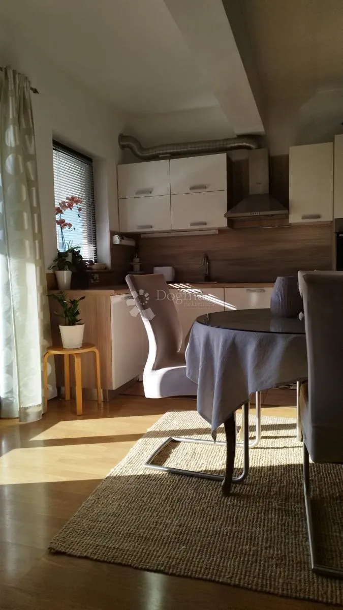 apartmanska kuća u vrsima - slika 3