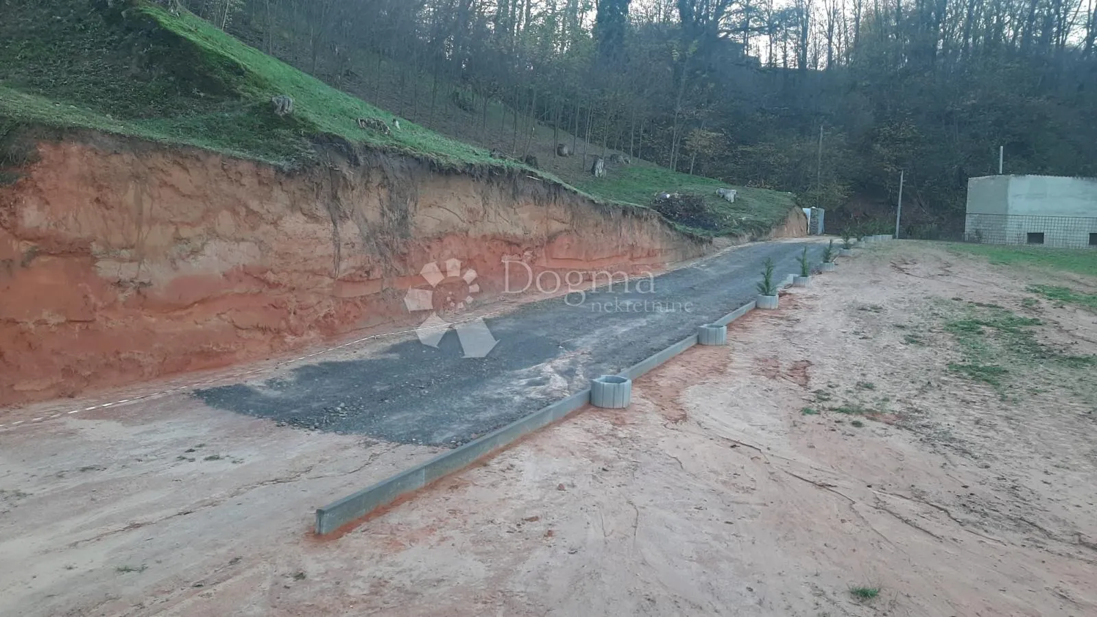 atraktivno zemljište na prodaju - karlovac na dlanu! - slika 10