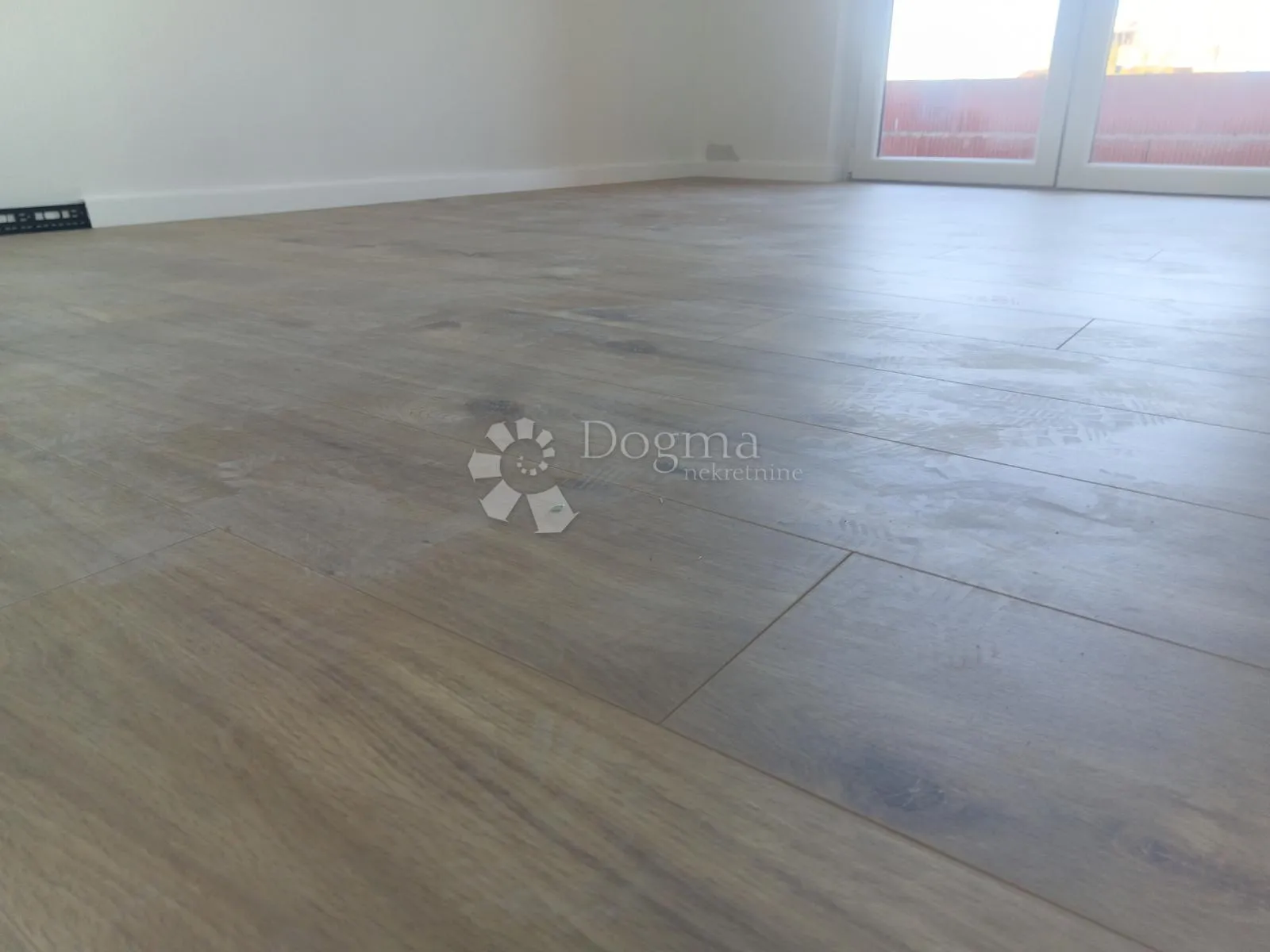 56,92m2, korak od mora i plaže - slika 17