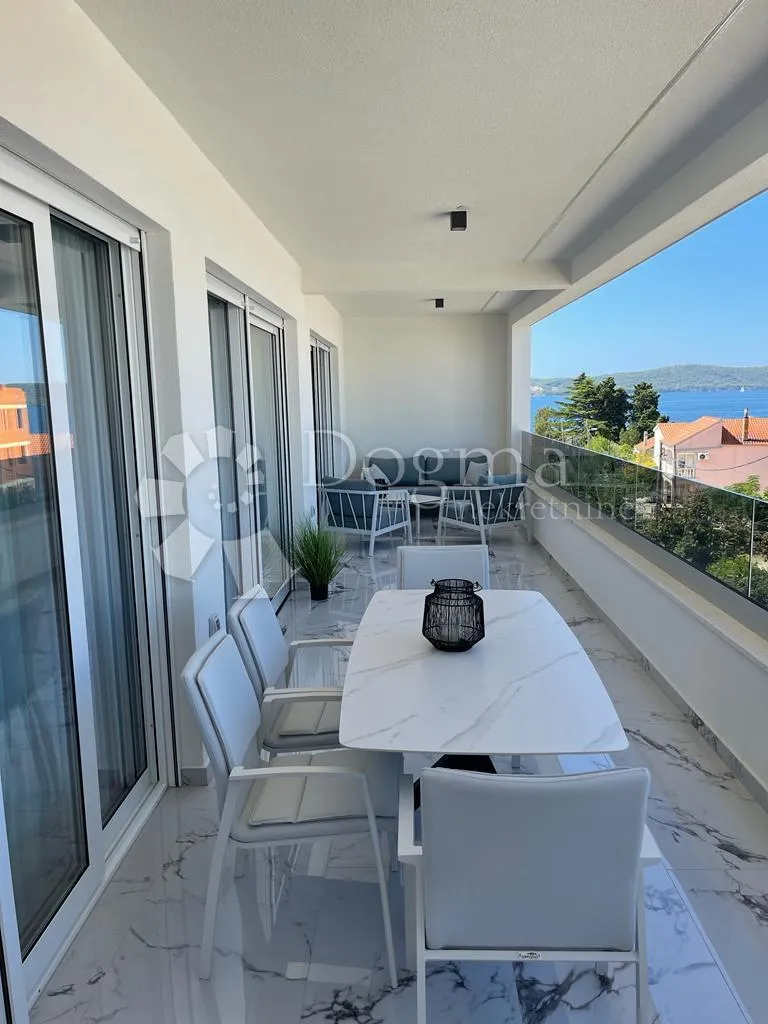 bibinje - potpuno opremljen penthouse s bazenom na krovnoj terasi - slika 20
