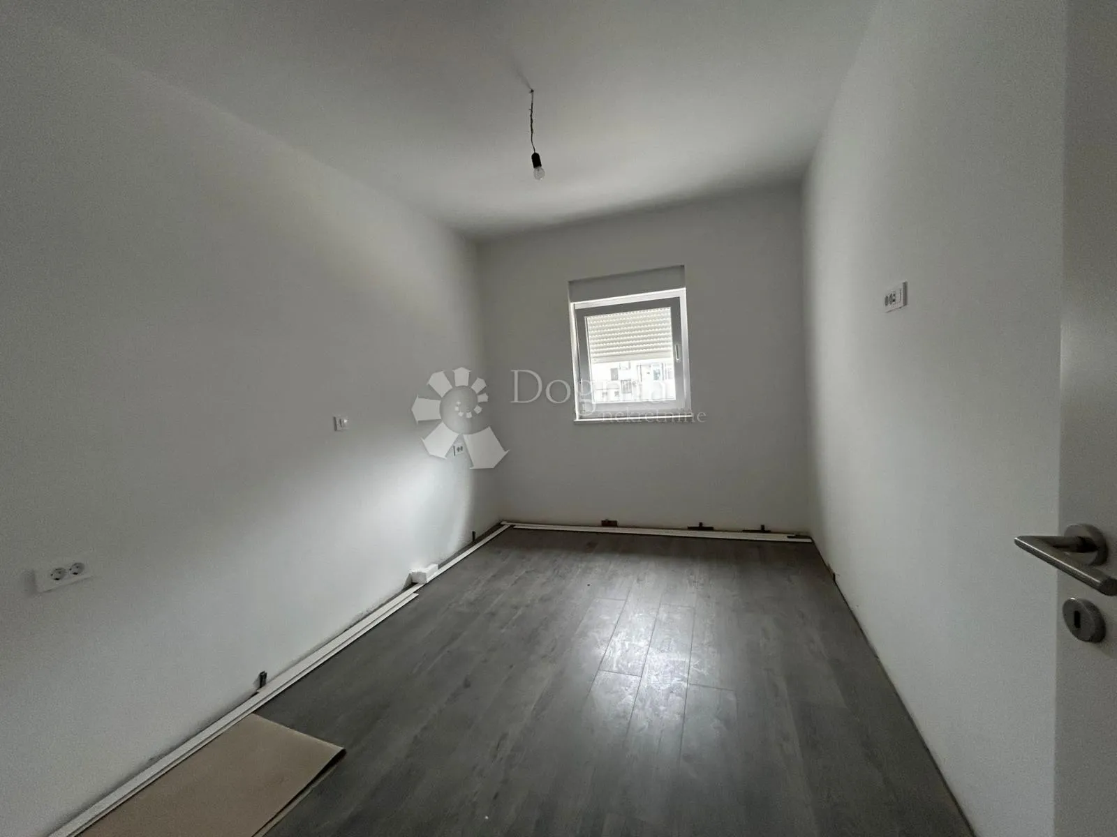novogradnja buje - stan 68m2 + terasa + parking - slika 4