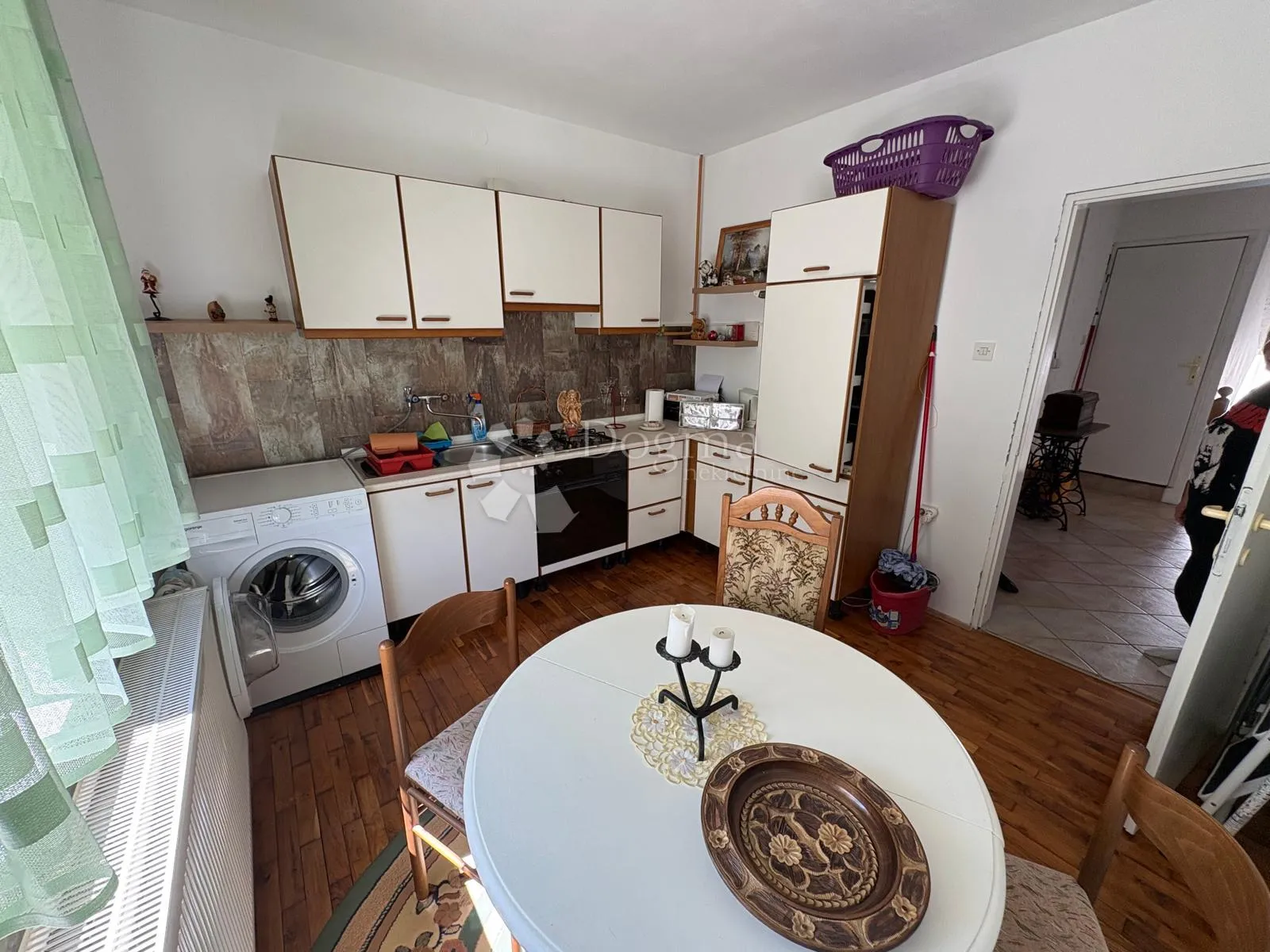 kuća 648 m² s podrumom i potencijalom za 2 stana - slika 24