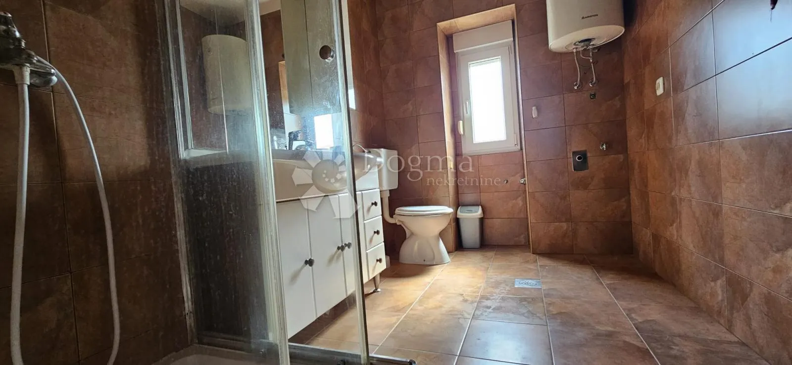 komforna mala kuća od 110m² - slika 19