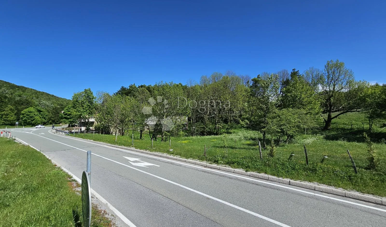 prilika za investitore, građ. parcela 4000m2 s ucrtanim objektom nadomak np risnjak i platak - slika 7