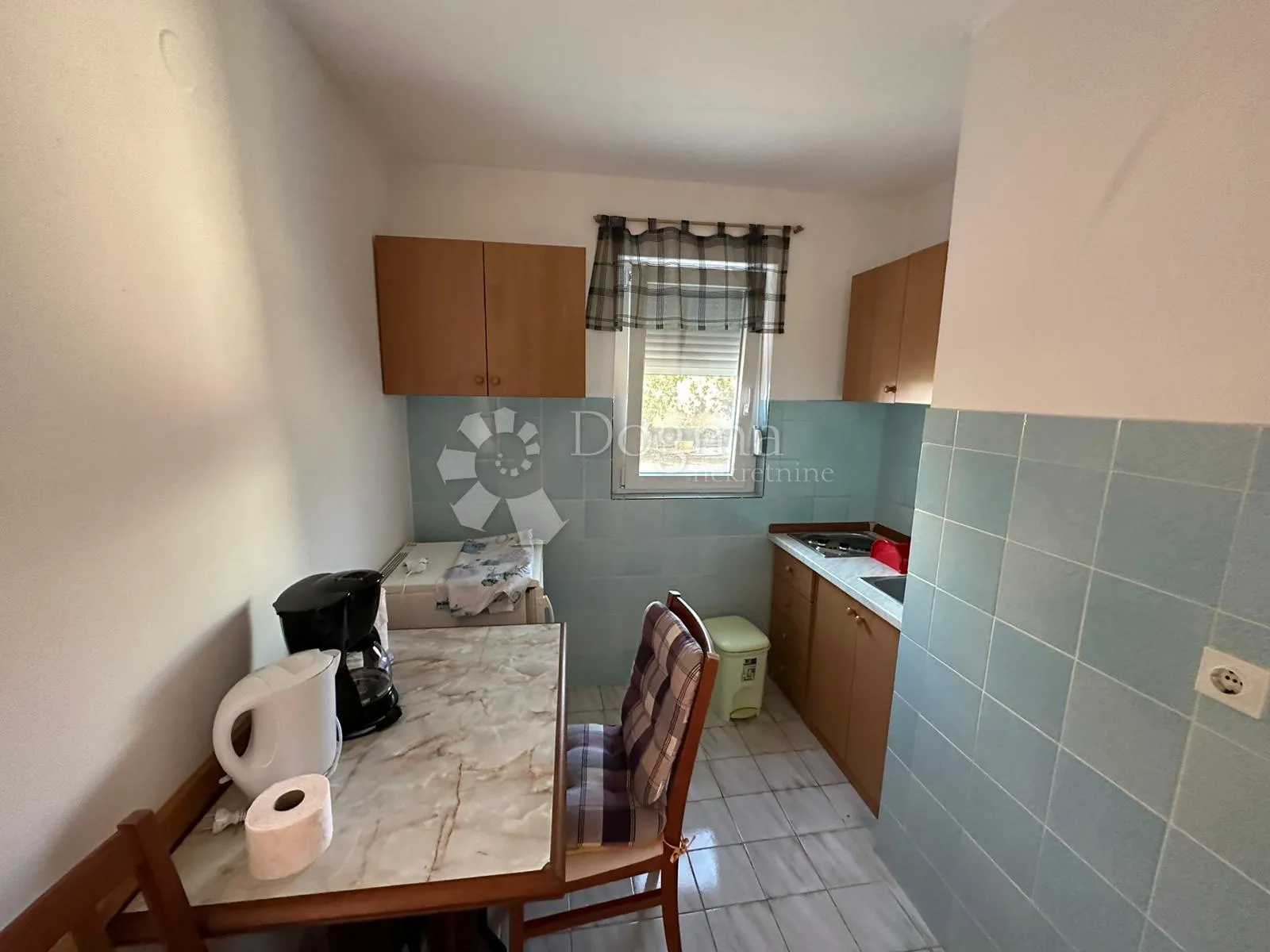 apartmanska kuća na 50 metara do mora - slika 43