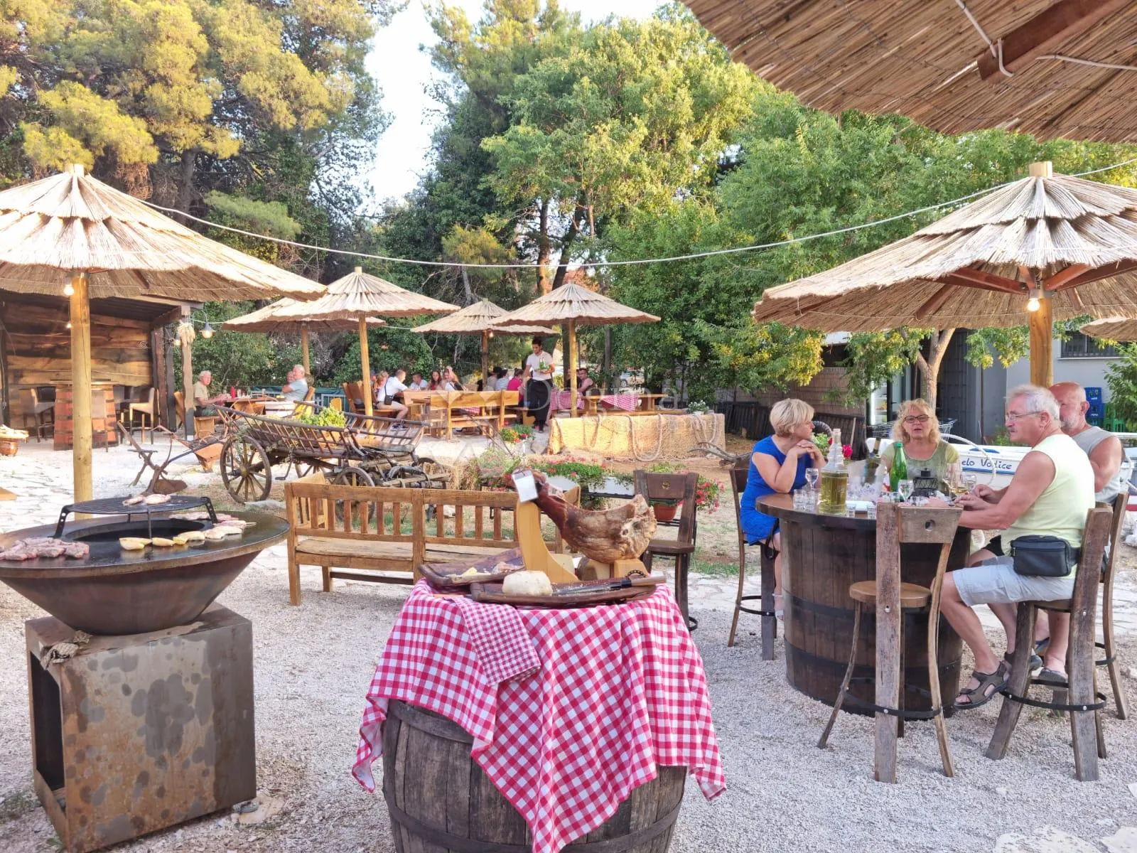 'etno selo', prvi red do mora, uz plažu – idealna prilika za turistički i ugostiteljski biznis - slika 6