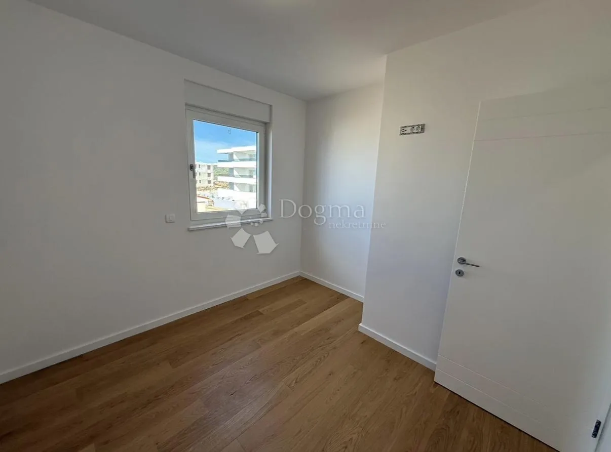 apartman s3 ii kat plaža babe prilika bez 3% poreza - slika 21