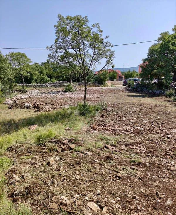 pridraga - građevinsko zemljište 1213 m2 - slika 2