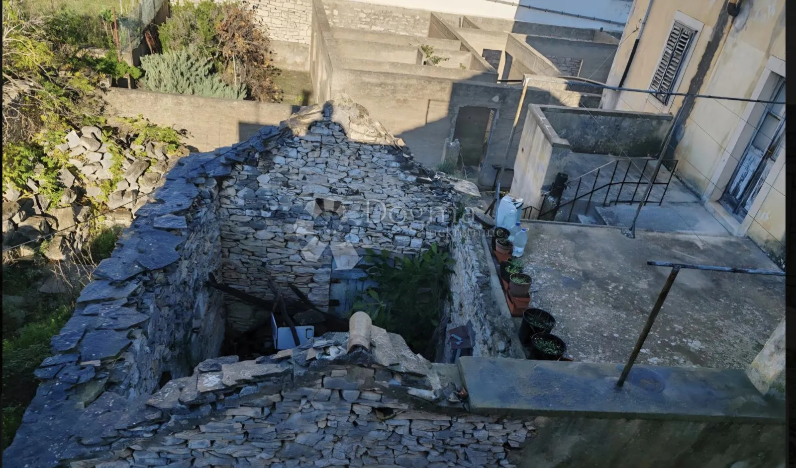 kamena kuća prvi red do mora sa građevinskim zemljištem– vela luka, otok korčula - slika 7