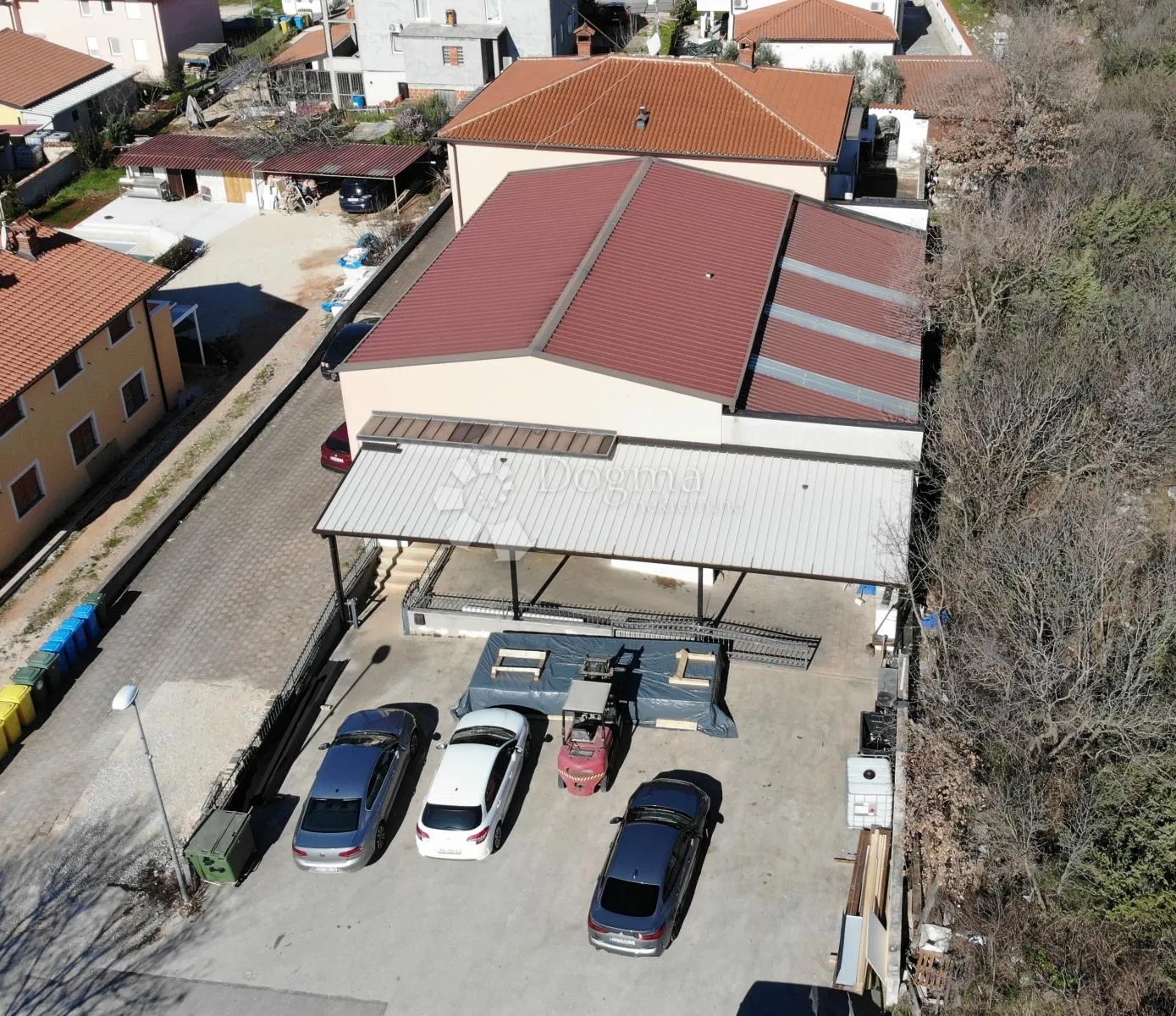 umag, višenamjenski poslovni prostor za najam - slika 2