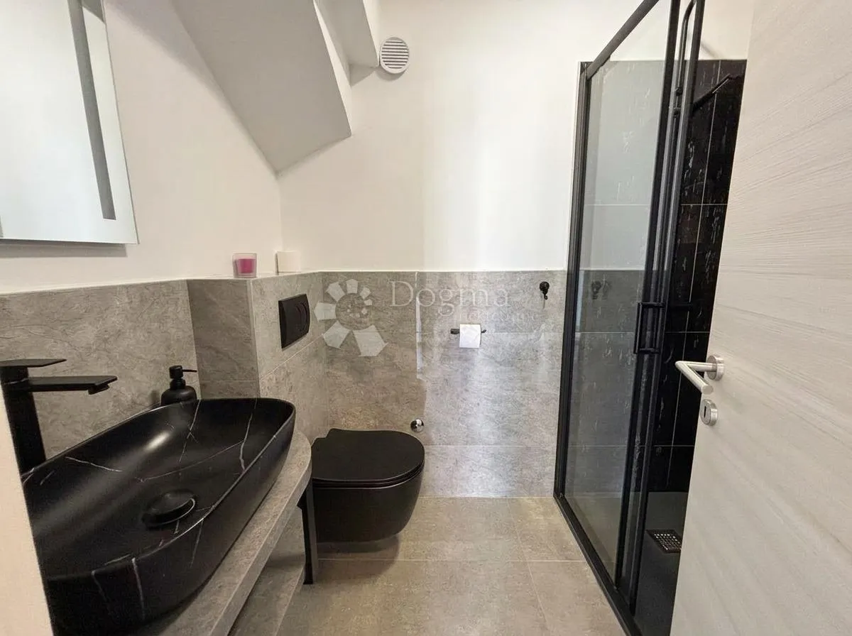 kuća s 10 apartmana u medulinu, istra - aparthotel - slika 10